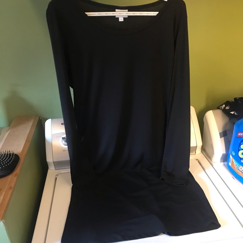 Women’s solid black Lularoe Debbie dress